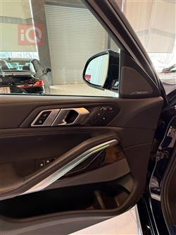 بی ئێم دەبڵیو X6